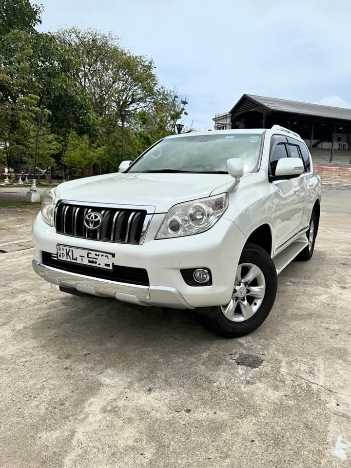 2024 TOYOTA Land cruiser prado Petrol