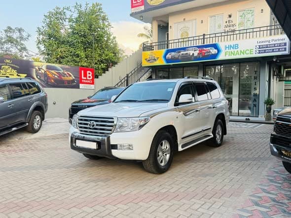 2011 TOYOTA Land cruiser prado Diesel