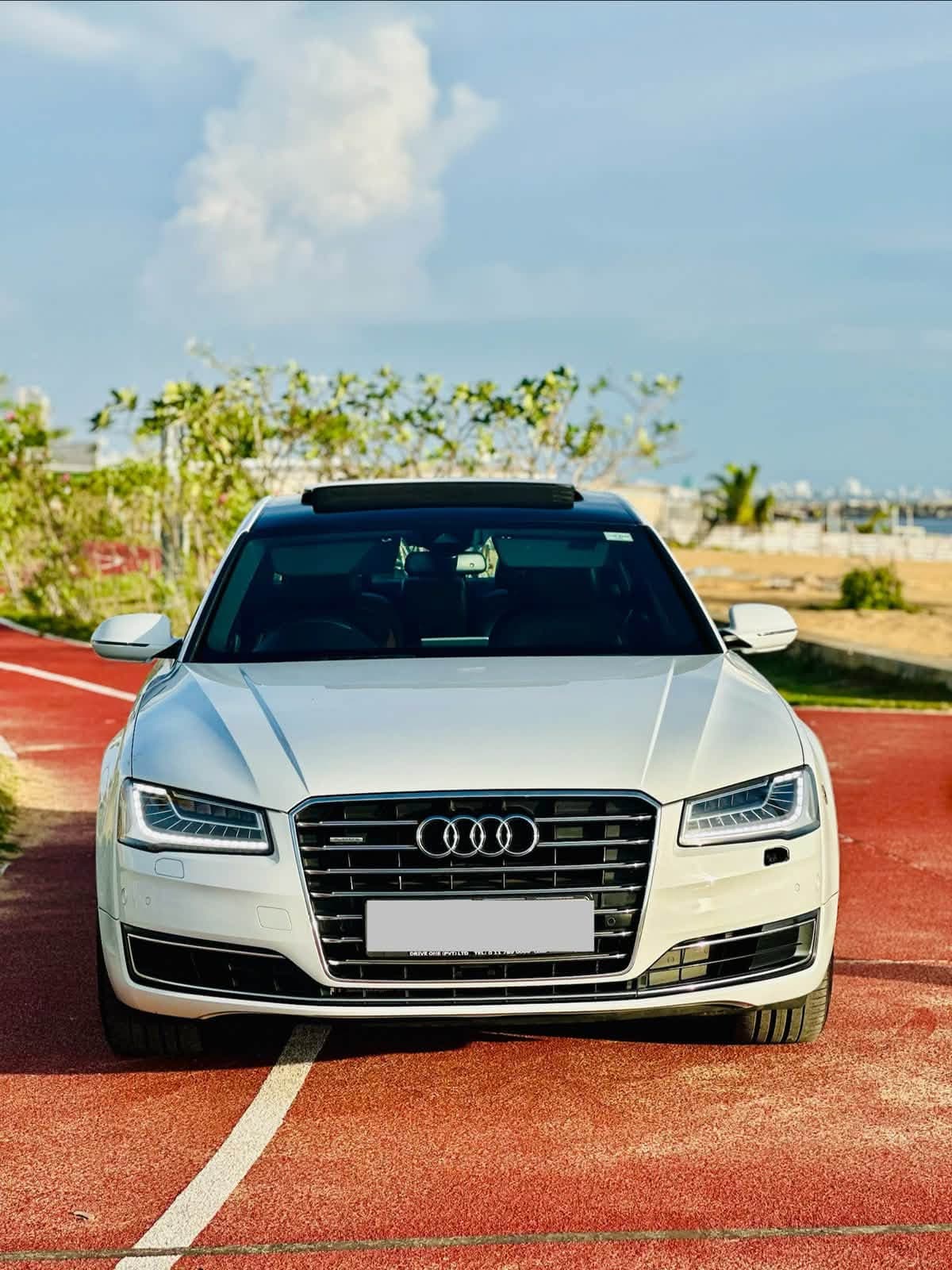 AUDI A8 2016